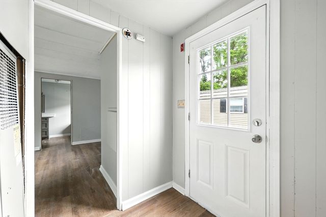 7 Nelligan, Chicopee, MA 01020