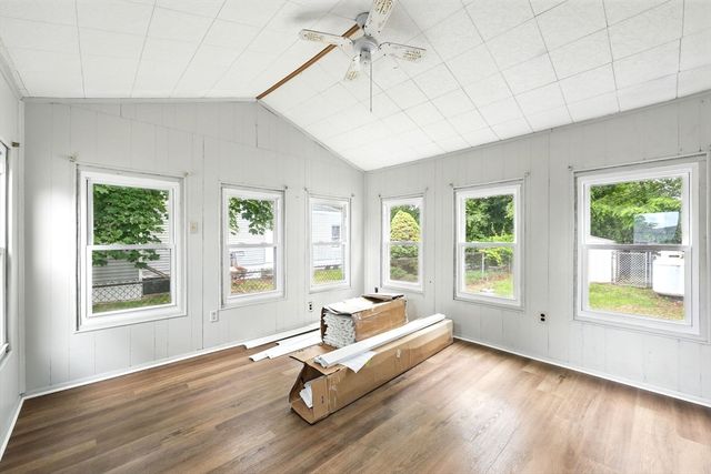 7 Nelligan, Chicopee, MA 01020