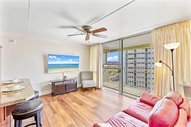 2522 Date Street 1605, Honolulu, HI 96826