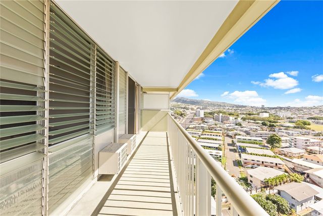 2522 Date Street 1605, Honolulu, HI 96826