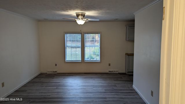 1005 W Michigan Avenue, Southern Pines, NC 28387