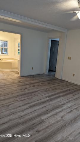 1005 W Michigan Avenue, Southern Pines, NC 28387