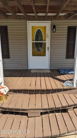 1005 W Michigan Avenue, Southern Pines, NC 28387