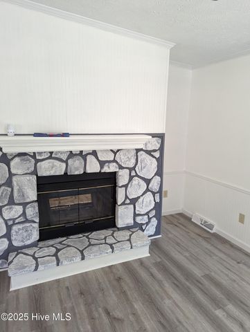 1005 W Michigan Avenue, Southern Pines, NC 28387