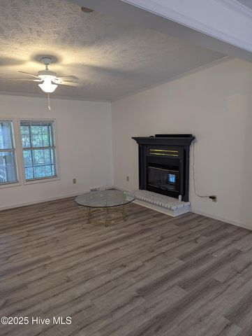 1005 W Michigan Avenue, Southern Pines, NC 28387