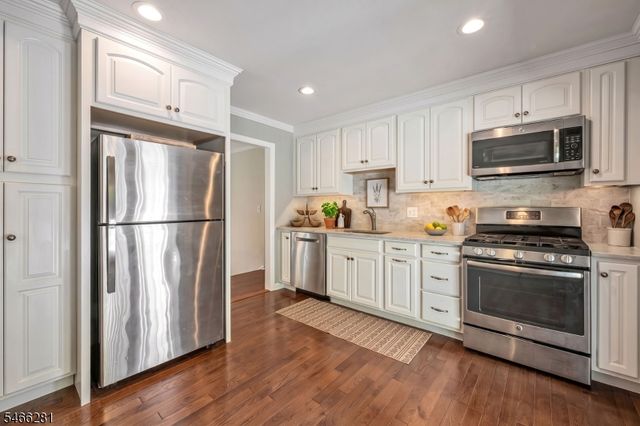 6 Dorothy Dr, Morris Twp., NJ 07960