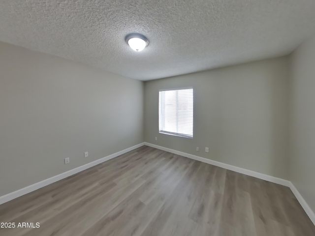 10221 W TURNEY Avenue, Phoenix, AZ 85037