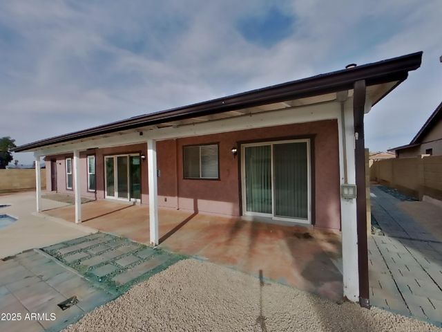 10221 W TURNEY Avenue, Phoenix, AZ 85037