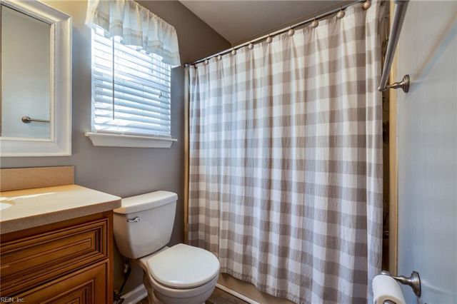 1861 Bernstein DR, Virginia Beach, VA 23454