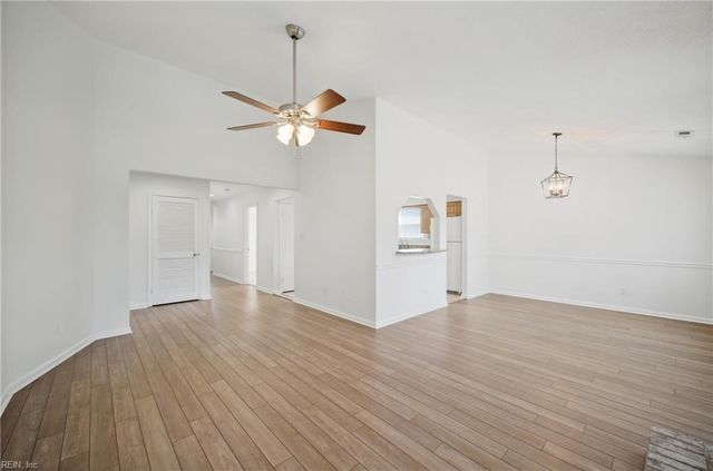 1861 Bernstein DR, Virginia Beach, VA 23454