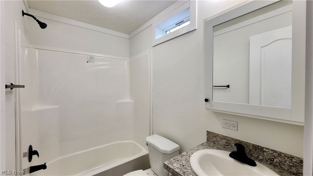 9151 Mentor Avenue A09, Mentor, OH 44060