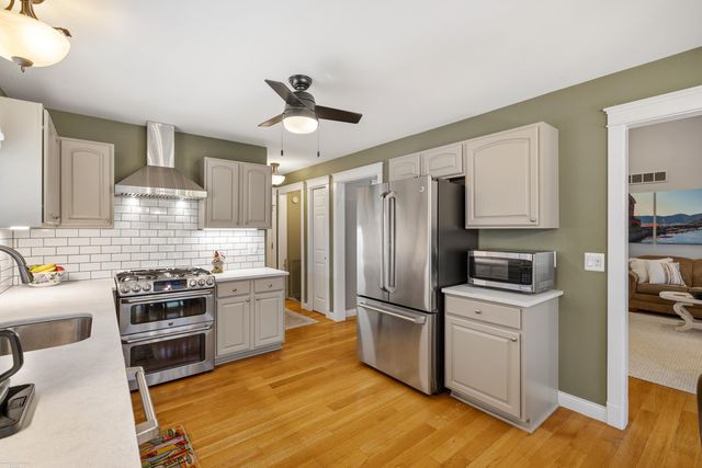 22465 Bluewater Drive, Macomb, MI 48044