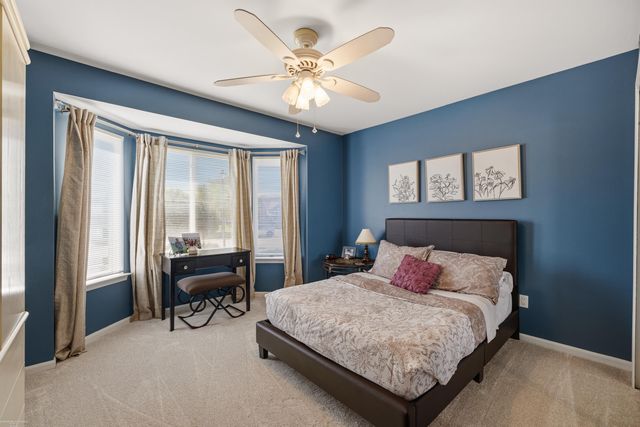 22465 Bluewater Drive, Macomb, MI 48044