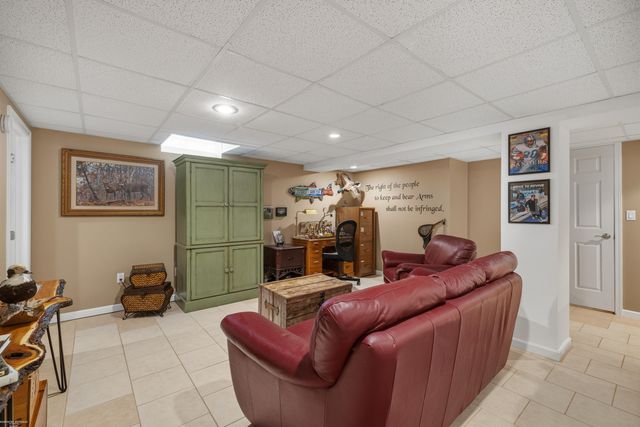 22465 Bluewater Drive, Macomb, MI 48044
