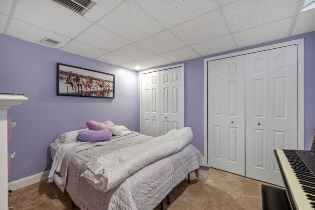 22465 Bluewater Drive, Macomb, MI 48044