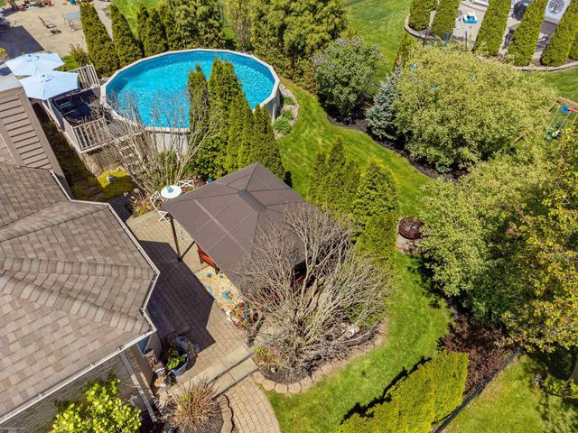 22465 Bluewater Drive, Macomb, MI 48044