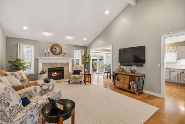22465 Bluewater Drive, Macomb, MI 48044