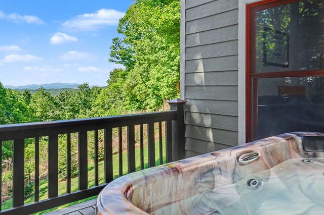 41 Elm Court, Murphy, NC 28906