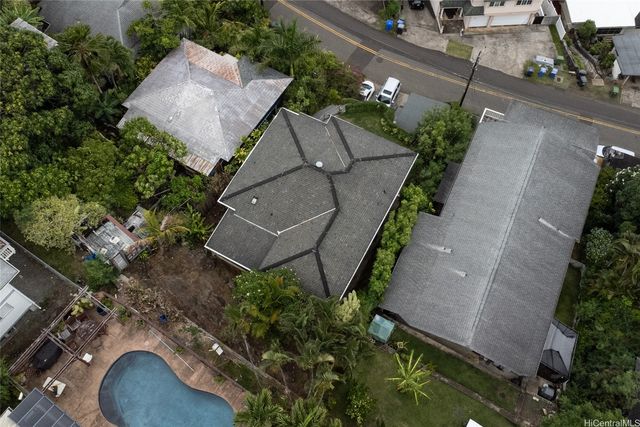 2158 Makanani Drive, Honolulu, HI 96817