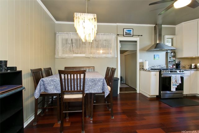 2158 Makanani Drive, Honolulu, HI 96817