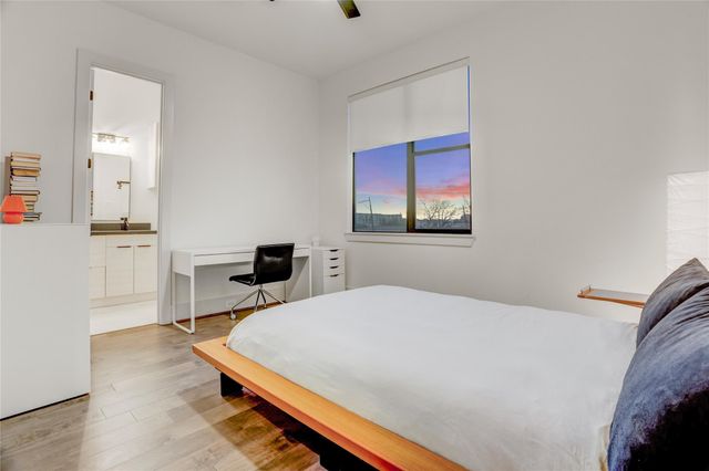 2435 Sheridan Street, Houston, TX 77030