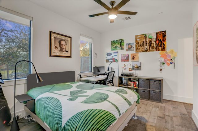 2435 Sheridan Street, Houston, TX 77030