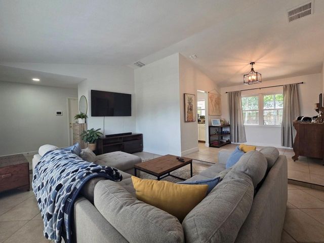 7005 TALBOT DR, Orlando, FL 32819