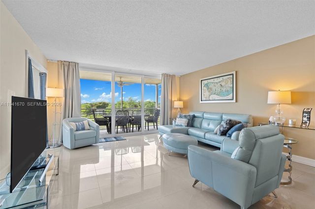 4030 W Palm Aire Drive 408, Pompano Beach, FL 33069