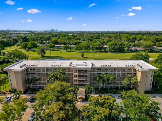 4030 W Palm Aire Drive 408, Pompano Beach, FL 33069