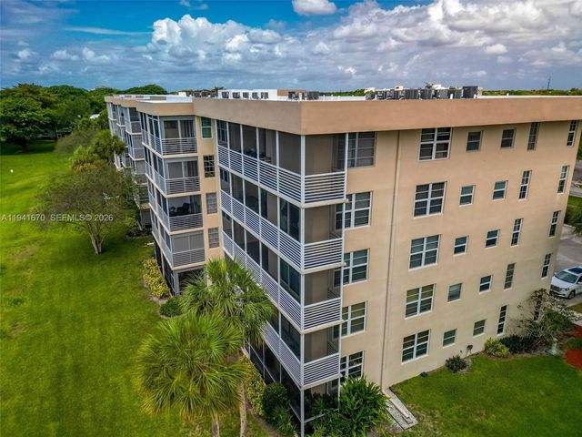 4030 W Palm Aire Drive 408, Pompano Beach, FL 33069