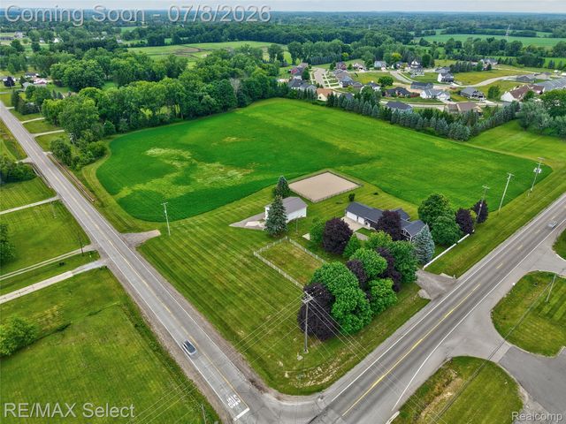 11025 Davison Road, Davison Township, MI 48423