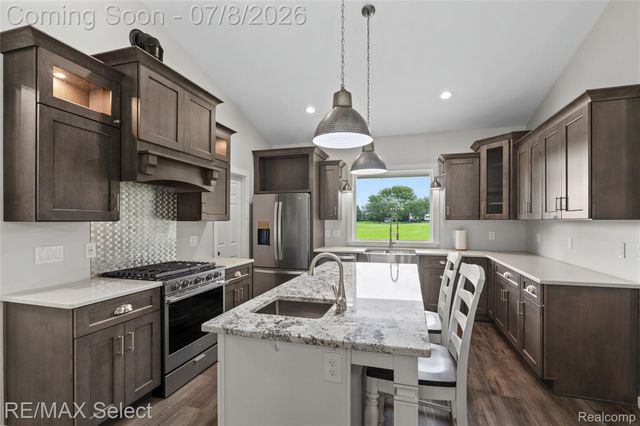 11025 Davison Road, Davison Township, MI 48423