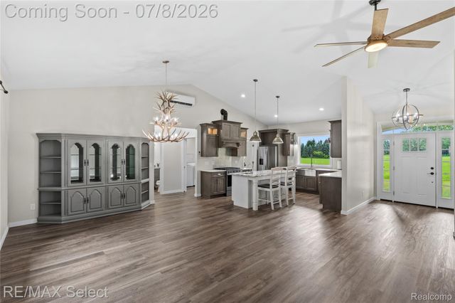 11025 Davison Road, Davison Township, MI 48423