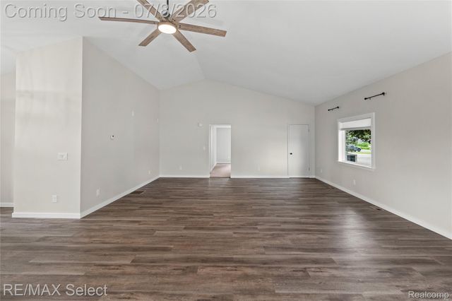 11025 Davison Road, Davison Township, MI 48423