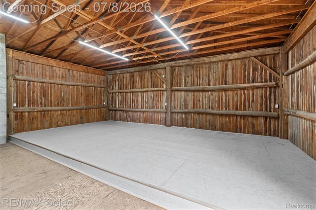 11025 Davison Road, Davison Township, MI 48423