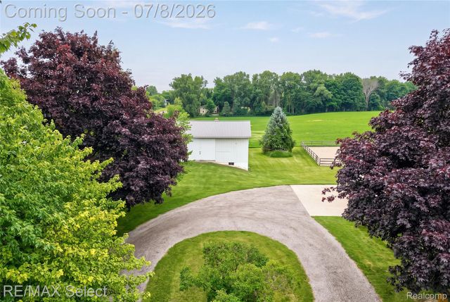 11025 Davison Road, Davison Township, MI 48423