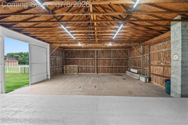 11025 Davison Road, Davison Township, MI 48423