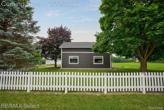 11025 Davison Road, Davison Township, MI 48423