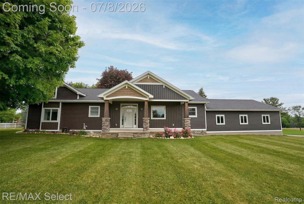 11025 Davison Road, Davison Township, MI 48423
