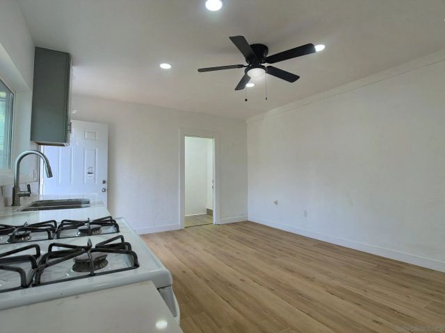 4650 Hilltop, San Diego, CA 92102