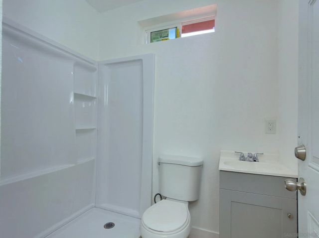 4650 Hilltop, San Diego, CA 92102