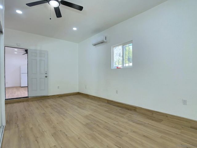 4650 Hilltop, San Diego, CA 92102