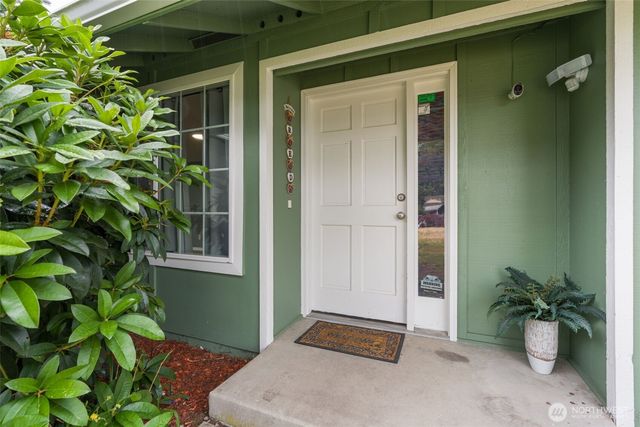 14920 12th Avenue E, Tacoma, WA 98445