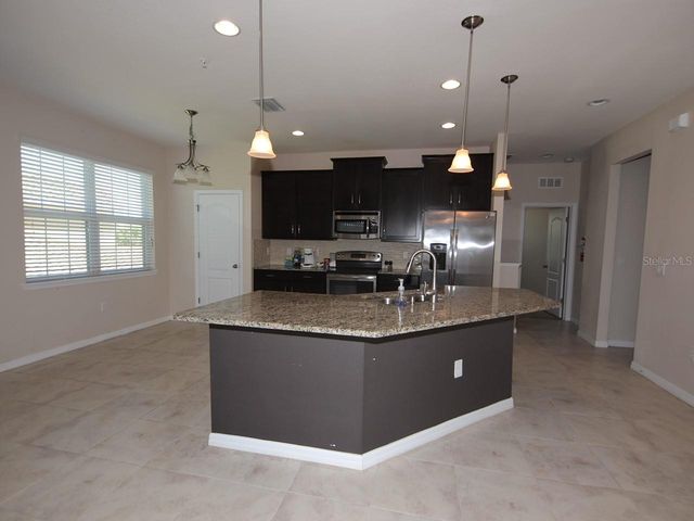 3125 ORIOLE DRIVE 104, Sarasota, FL 34243