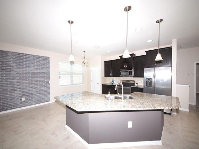 3125 ORIOLE DRIVE 104, Sarasota, FL 34243
