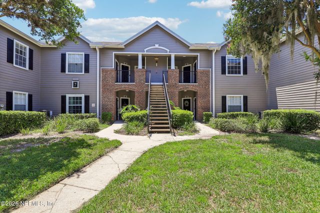 10000 GATE Parkway N 724, Jacksonville, FL 32246