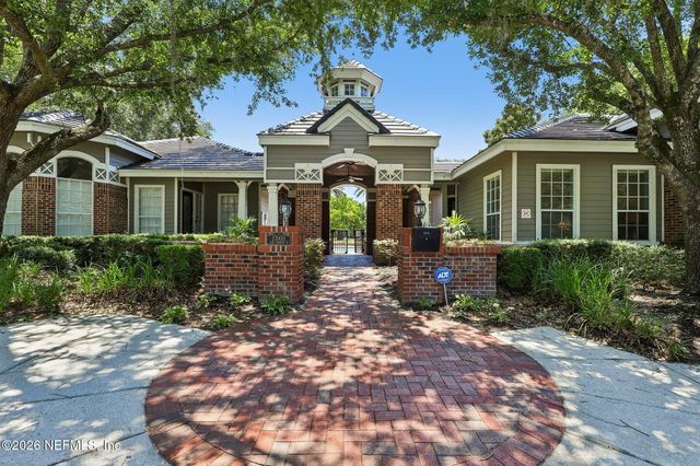 10000 GATE Parkway N 724, Jacksonville, FL 32246