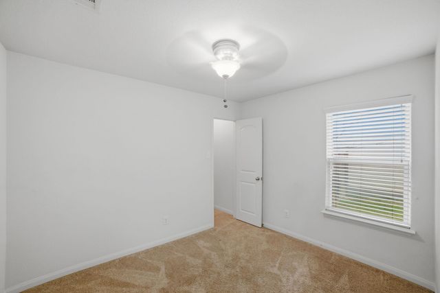 107 Millers LOOP, Jarrell, TX 76537