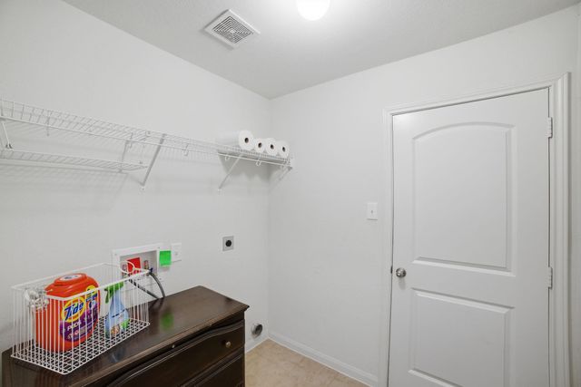 107 Millers LOOP, Jarrell, TX 76537