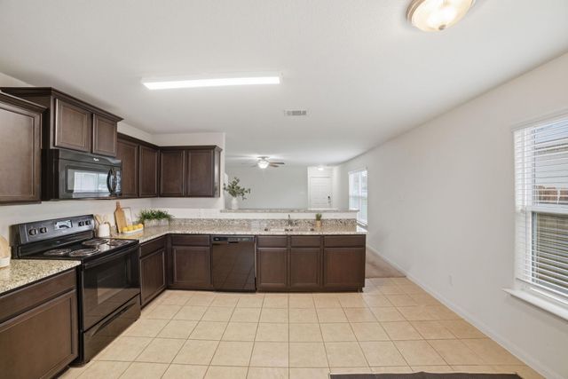 107 Millers LOOP, Jarrell, TX 76537